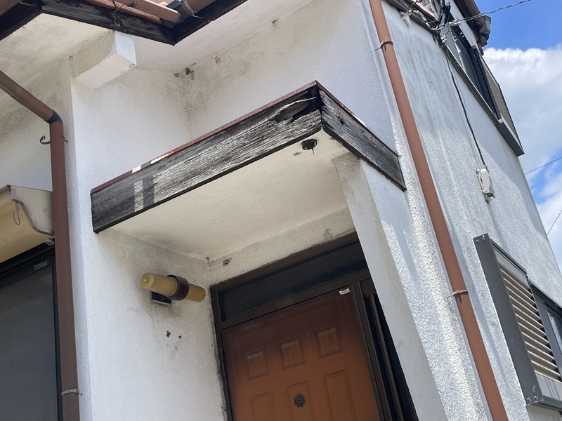 玄関ヒサシ補修前