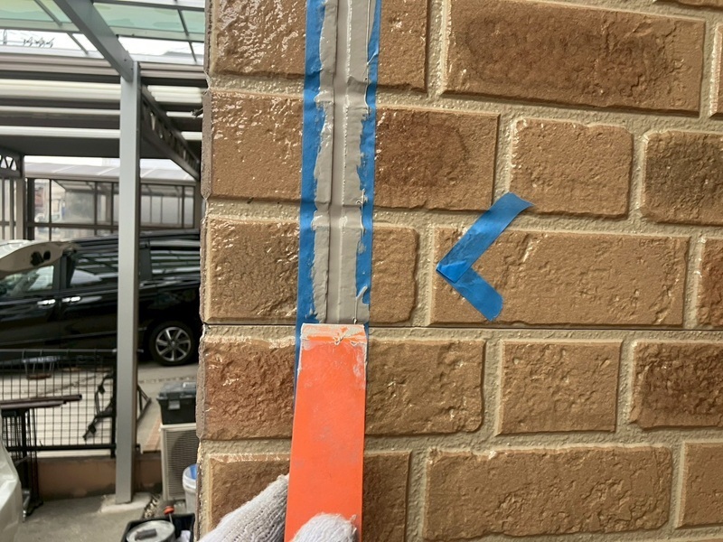 シーリング均し作業