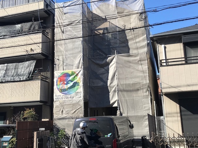 名古屋市中村区Tさま　屋根・外壁塗装着工