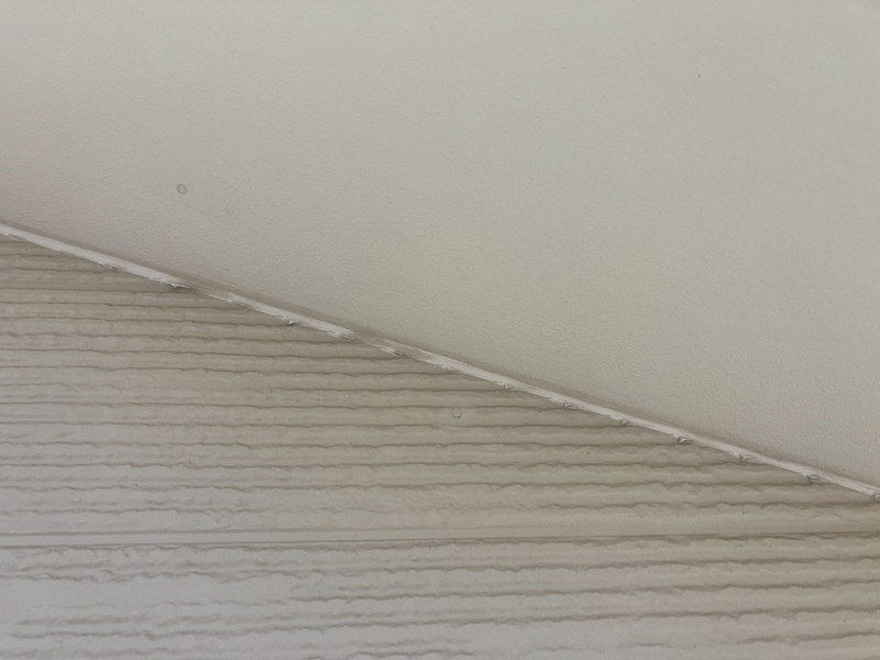 軒天取り合いシーリング工事前