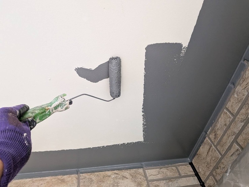 軒天ボード上塗り1回目