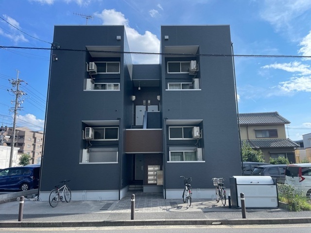 名古屋市中川区Sさまアパート外壁塗装完成