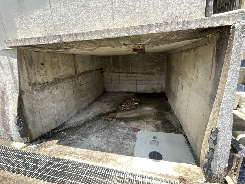 ガレージ塗装前