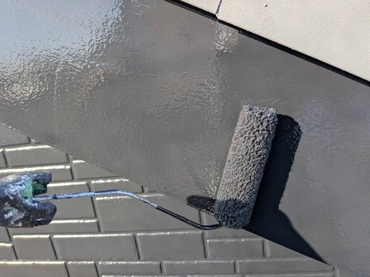 破風板上塗り２回目