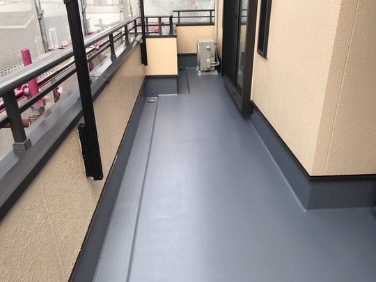 愛西市Kさま　ベランダFRP防水用トップコート