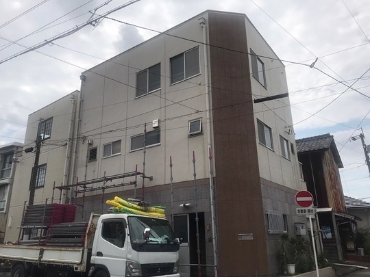 金属サイディング工事前