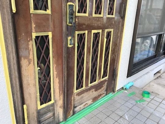 玄関扉ケレン
