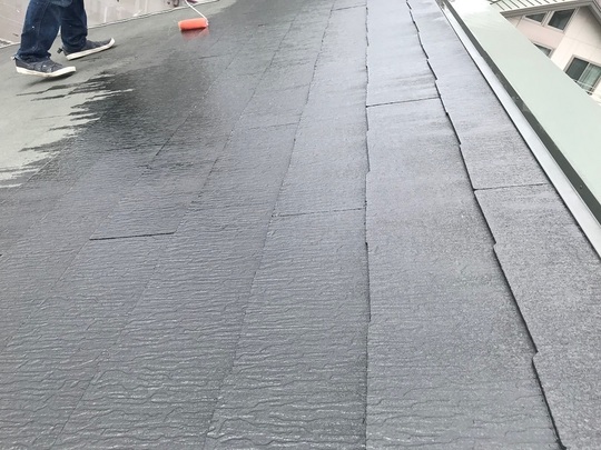 屋根塗装の下塗り