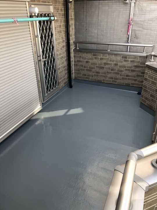 ベランダウレタン防水完成